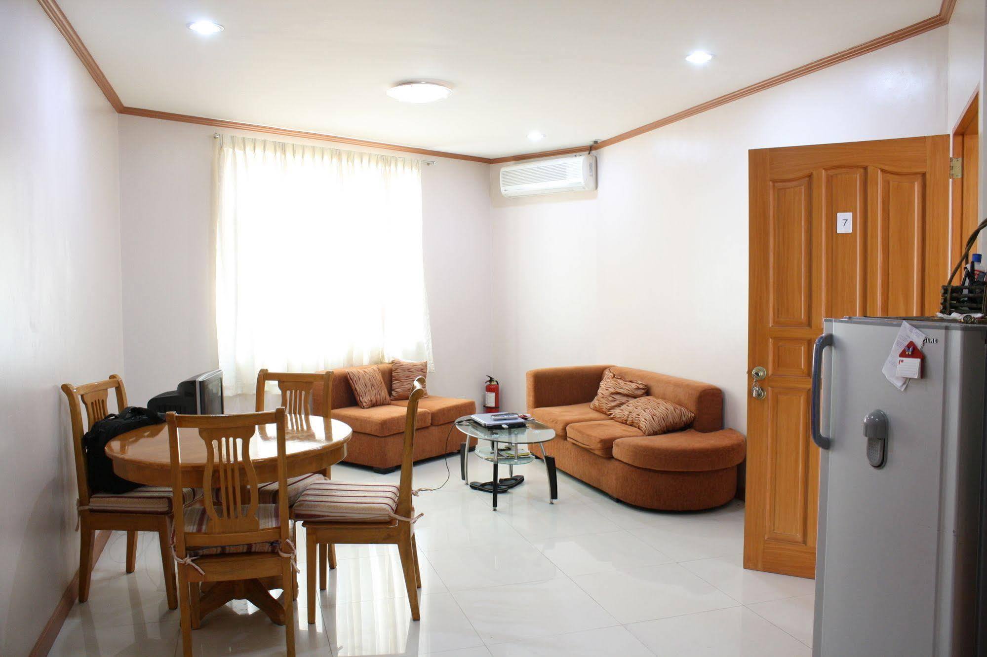 Dumaguete City Dumaguete Springs Apartment מראה חיצוני תמונה